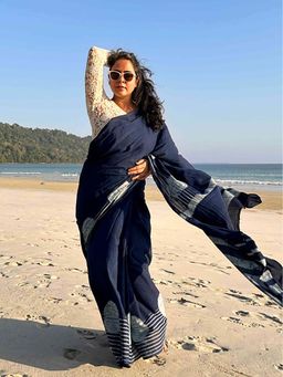 Sundarii - Ud011 - Dabu Mul Cotton Saree Without Blouse