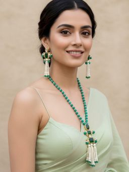 Karatcart - Traditional Temple Design Green Carved Stone Pearl Rani Haar Jewellery Set for Women