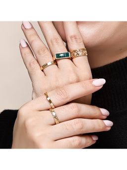 Karatcart - Bohey by Gold Plated 5 Rings Pack Featuring Green Stone and Openwork Heart Designs