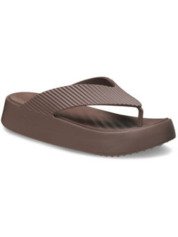 Crocs - Women Getaway Groove Platform Flipflops Brown