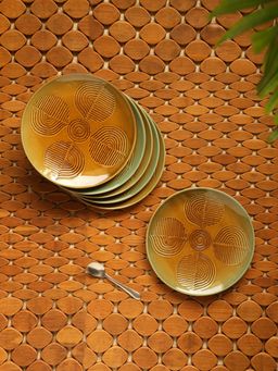 ExclusiveLane - Peacock Boulevard Hand-Engraved Ceramic Side Quarter Plates (Set of 6)