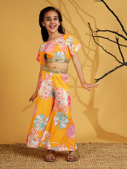 AJ Dezines - Yellow Cotton Blend Half Sleeves Printed Girls Co-Ord Set