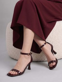CHINRAAG - Womens Glossy Maroon Ankle Strap Square Toe High Sandals heels