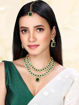 Peora - Green Crystal and Cubic Zirconia Studded Layered Jewellery Set