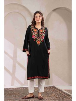 Zamour - Black Floral Aari Embroidery Kashmiri Pheran Kurta