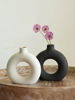 ExclusiveLane - Yin-Yang Decorative Ceramic Vases