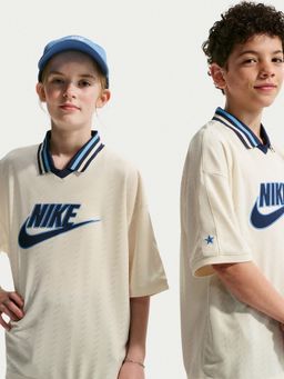 Nike - Sportswear Older Kids' Short-Sleeve Jersey