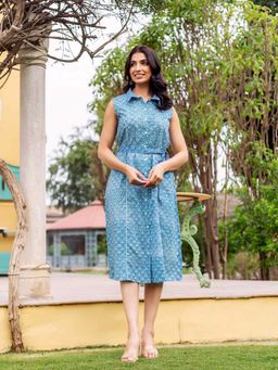 Missprint - Women Zaraisha Block Printed Button-Down Dress With Belt