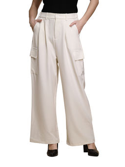 Global Republic - Women Off White Solid Mid Rise Trouser