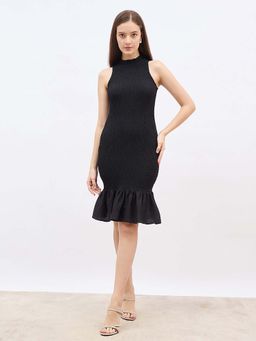 Styli - Women Black Sleeveless Smocked Knee Length Dress