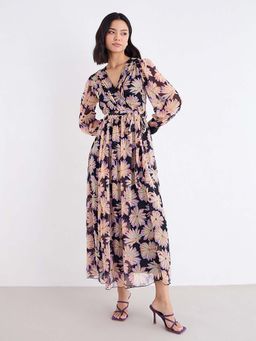 Styli - Women Black Long Sleeves A-Line Pleated Maxi Dress