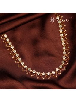 Label Ruby - White Petal Grace Jewellery Set