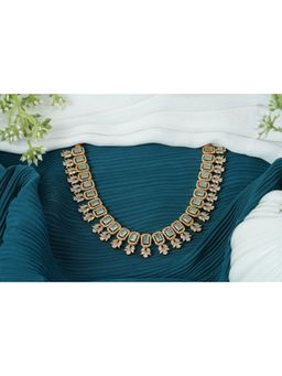 Label Ruby - Green Royal Sapphire-Inspired Statement Necklace with Crystal Accents