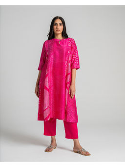 The Rune Studio - Women Chanderi Silk Printed Pink Kurta with Pant and Inner