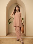 Nude color option, Sold out, Currently selected