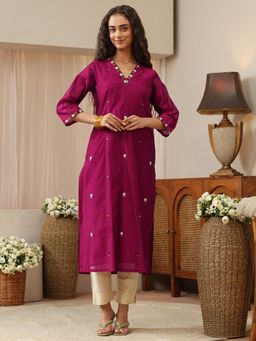 Libas - Magenta Floral Embroidered Straight Kurta