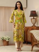 Green color option, Sold out, Currently selected