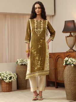 Libas - Green Floral Printed Straight Kurta