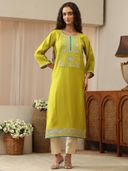Green color option, Sold out, Currently selected