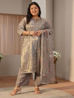 Extra love by Libas - Plus Size Grey Ethnic Straight Kurta with Pant & Dupatta