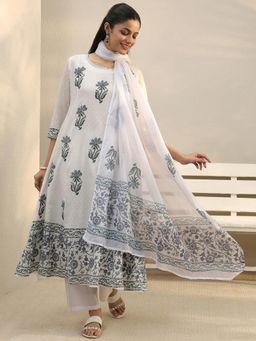 Libas - White Floral Motifs Woven Design Kurta with Pant & Dupatta