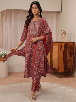 Gerua By Libas - Maroon Floral Printed Straight Kurta with Pant & Dupatta
