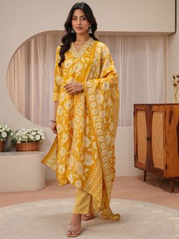Gerua By Libas - Mustard Floral Printed Straight Kurta with Pant & Dupatta