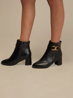 Twenty Dresses by Nykaa Fashion - Black Chain Link Ankle Length Block Heel Boots