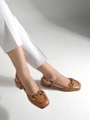 Tan color option, Currently selected