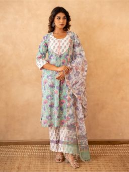 CHHAAP TILAK - Women Green Cotton Floral Kurta with Trouser and Dupatta
