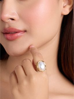 Pipa Bella by Nykaa Fashion - Gold Classic Pearl Statement Ring