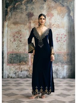 Saanjh by Lea - Nayla Hand-Embroidered Velvet Kaftan with Pant