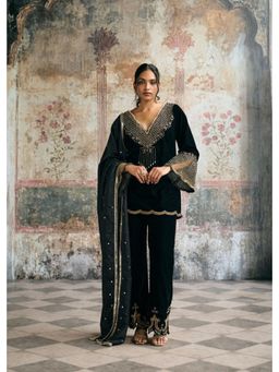 Saanjh by Lea - Asmaira Black Hand-Embroidered Velvet Kurta with Pant and Dupatta