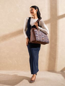 Zouk - Kashmir Blooms Conference Office Tote Bag