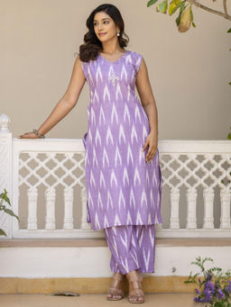 Chhabra 555 - Bhagalpur Embellished Kurta with Ikat Chevron Pattern - Lavender (Set of 2)