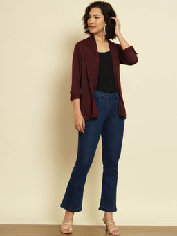 Trend Arrest - Maroon Her Cool Shrug