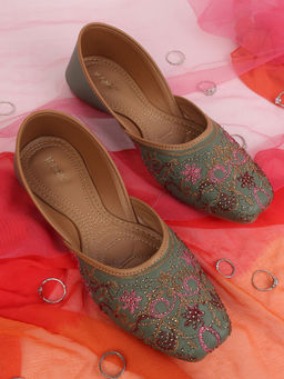 Iconics - Women Green Slip-On Square Toe Juttis