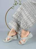 Grey color option, Sold out, Currently selected