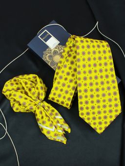 PELUCHE - Sunset Spots Yellow Neck Tie & Pocket Square Set for Men (Broad)