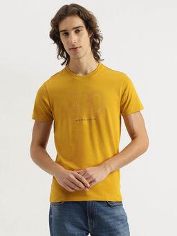 United Colors of Benetton - Men Mustard Regular Fit Crew Neck Printed T-shirt