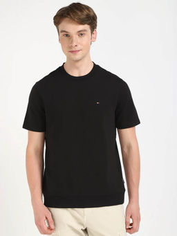 Tommy Hilfiger - Men Black Solid Regular Fit Cotton T-shirt