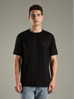 Tommy Hilfiger - Men Black Solid Regular Fit Cotton T-shirt