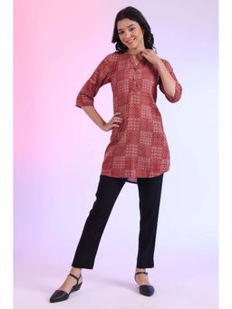 Aurelia - Women Brown Printed Pure Cotton Straight Kurti