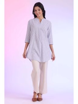 Aurelia - Women Blue Yarn Dyed Cotton Blend Straight Kurti