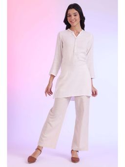 Aurelia - Women White Solid Pure Cotton Straight Kurti