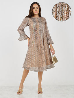 Styli - Women Muli Color Animal Print Shift Midi Dress with Flared Sleeves