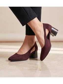 Pair ie Tales - Women Brown Pumps