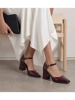 Pair ie Tales - Women Maroon Heels
