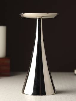 De Maison Decor - Aureus Tall Silver Pillar Candle Stand