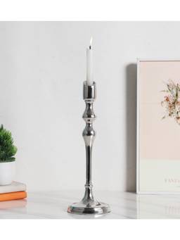 De Maison Decor - Lumora Small Silver Candleholder